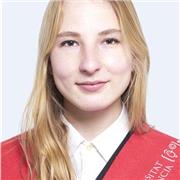 Doy clases particulares de inglés. Soy estudiante de Derecho y considero que tengo gran nivel de inglés. Soy amable, graciosa y centrada cuando toca